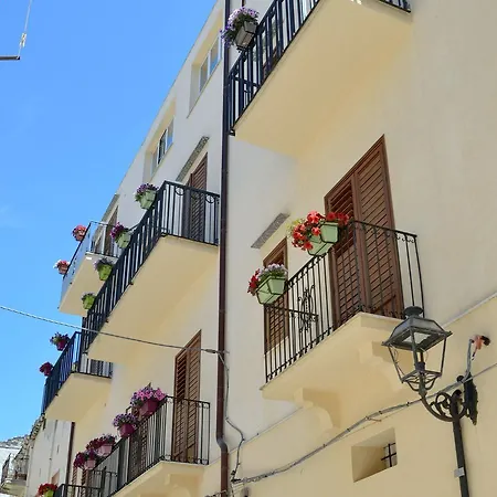 Guest house Badia & Breakfast Castellammare del Golfo